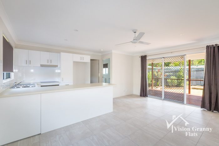 4-cathryn-court-collingwood-park_web-33